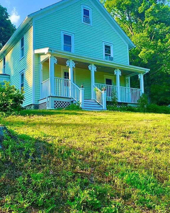 17 Highland Ave