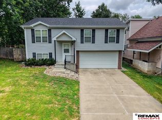 2526 NW 8th St, Lincoln, NE 68521