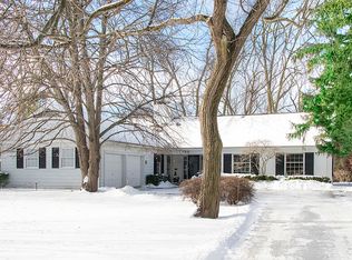 130 Westview Rd, Winnetka, IL 60093