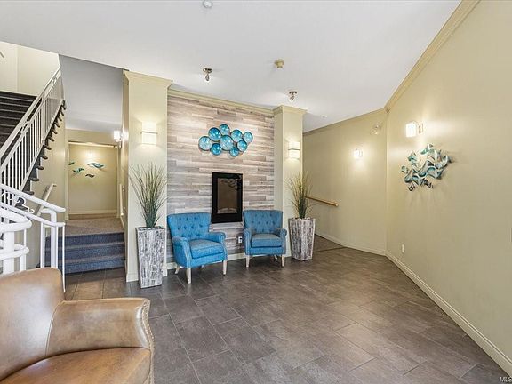 5th image of 6738 Dickinson Rd #307