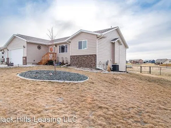 477 Coyote Trl, Box Elder, SD 57719