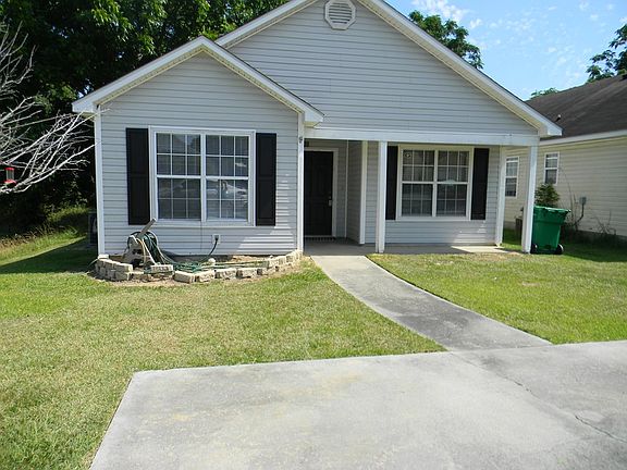 2nd image of 3031 Schroer Dr
