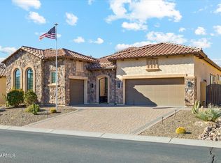 2052 N Steele Cir, Mesa, AZ 85207