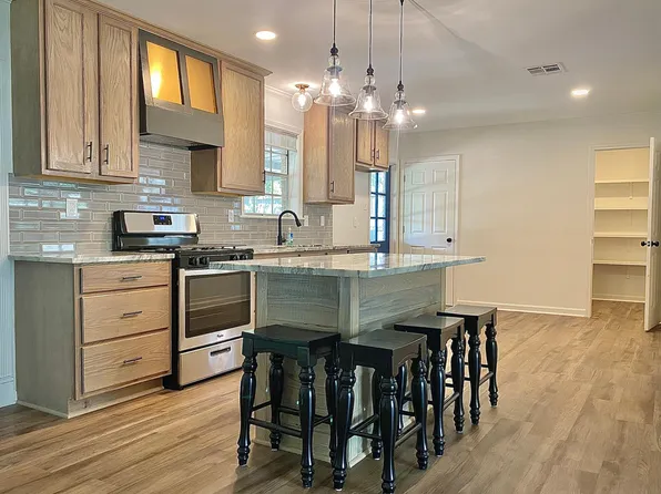 307 Elmwood Dr, Lafayette, LA 70503