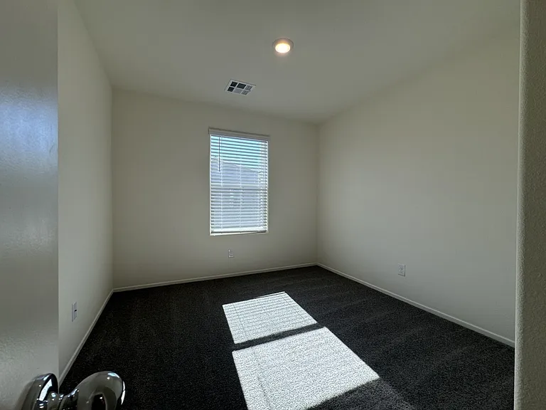 5012 Apple Mesa Ave — Photo 18