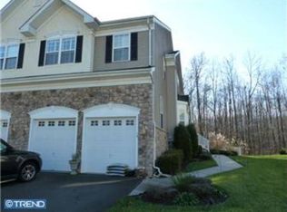 10 Springside Ct, Yardley, PA 19067