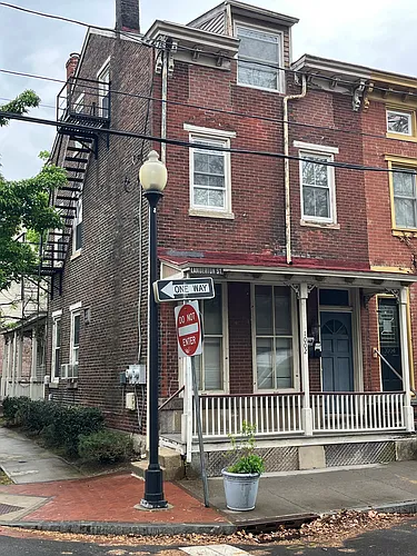 1002 Lamberton St #2 Photo 1