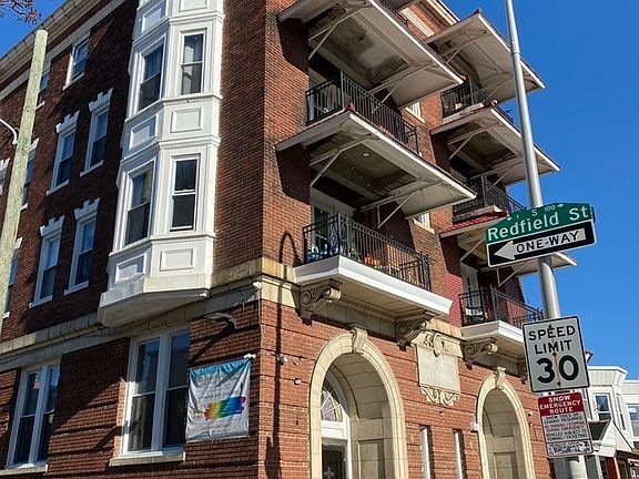 3rd image of 5915 Chestnut St #C
