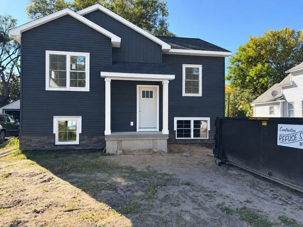 136 E 19th St, Holland, MI 49423