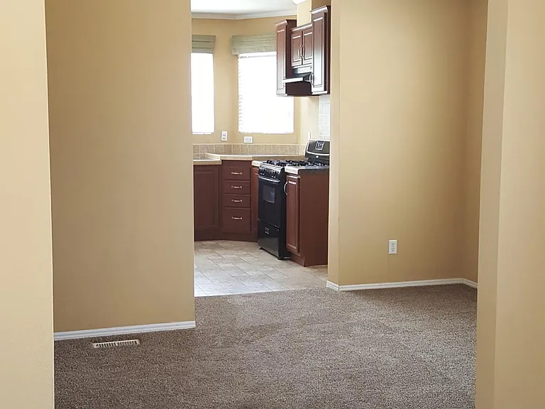 5825B Rockview Rd — Photo 11