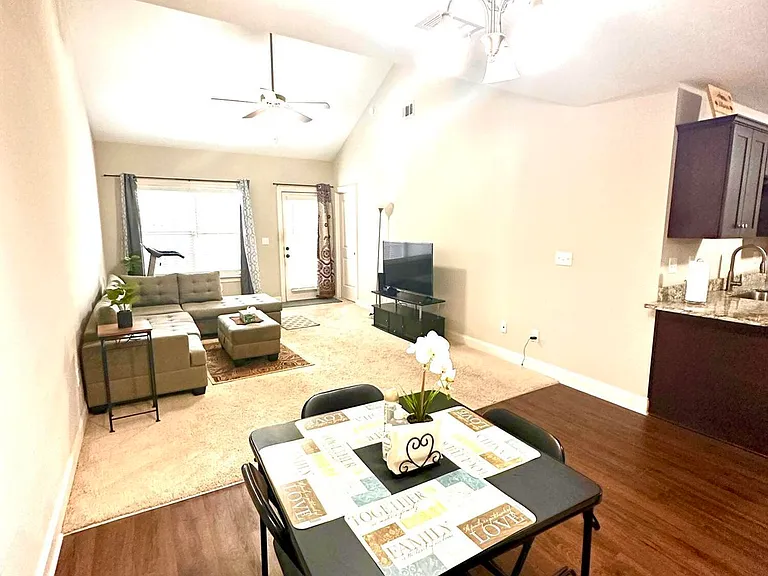 624 Vista Dr #624 — Photo 10