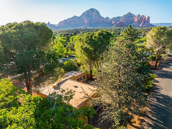 aerial view, West Sedona, Airport Loop trail walking accessible from house