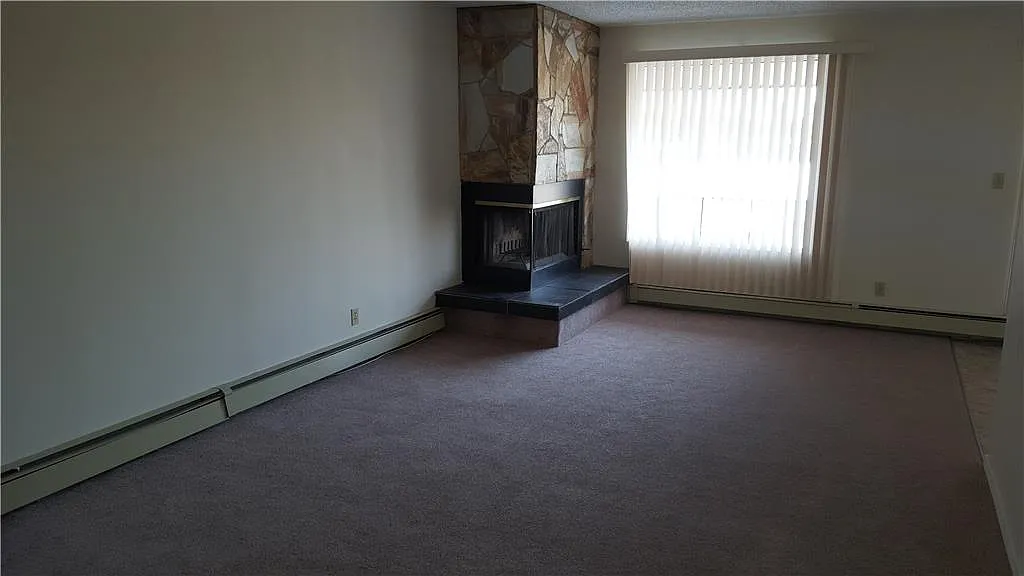 Westview Manor — Photo 2