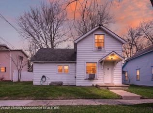 134 W 2nd St, Perry, MI 48872