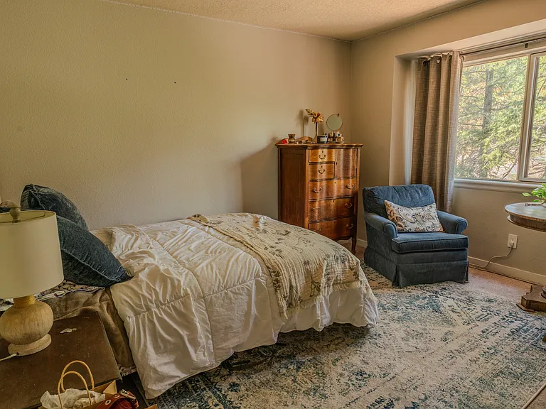 111 Red Rock Ct — Photo 9