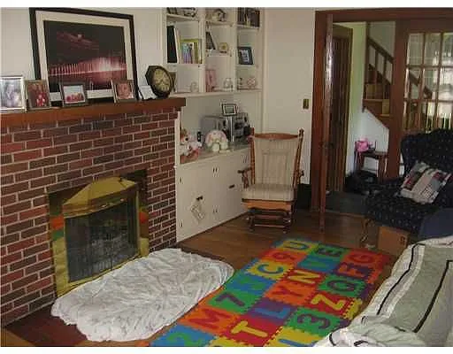 910 Grant St photo 1