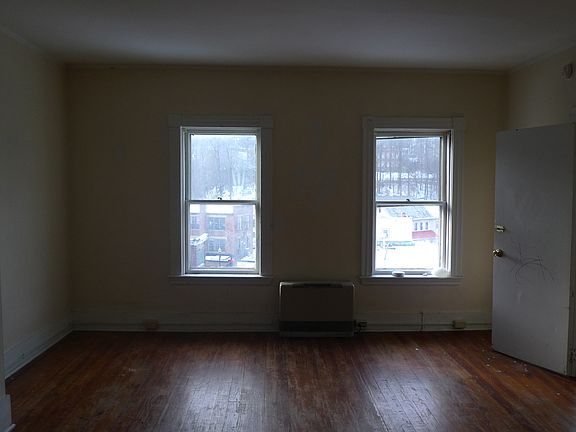 5th image of 30 Main St APT 6