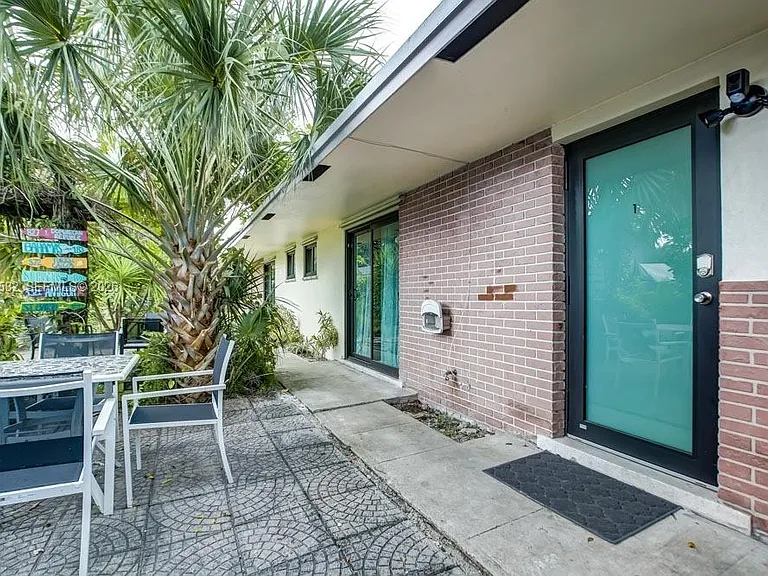 1700 SW 20th St #1 — Photo 19
