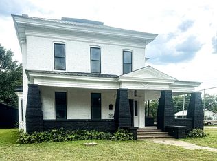 419 Maple St, Greenfield, MO 65661