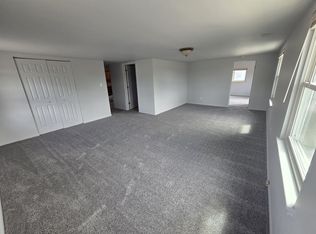 2242 N Long Lake Rd #B, Fenton, MI 48430