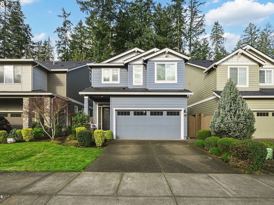1st image of 3767 SE Willamette Ave