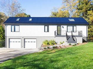 1703 Lark Ln, Blacksburg, VA 24060