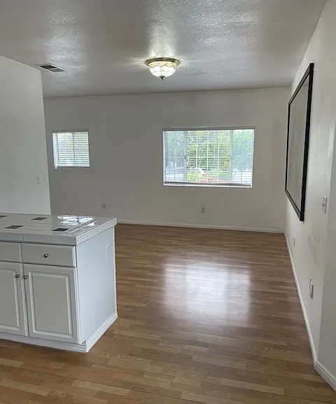 1614 Cypress Ave — Photo 11