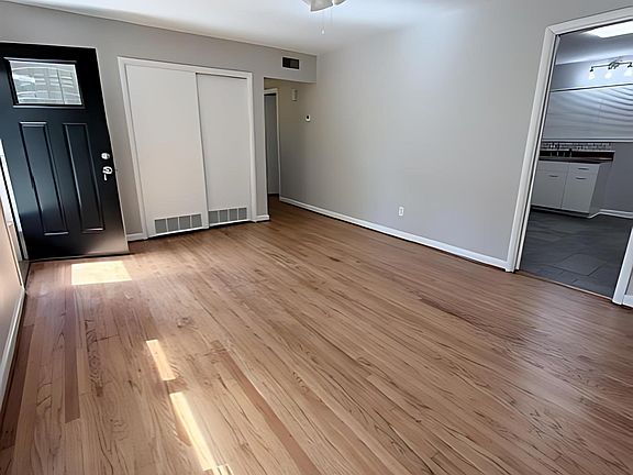 3rd image of 308 Brewer St