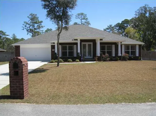 2136 Smallwood Dr, Navarre, FL 32566