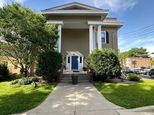 3102 W 44th St APT 3, Minneapolis, MN 55410