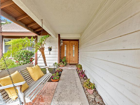 2nd image of 3909 Coronado Cir