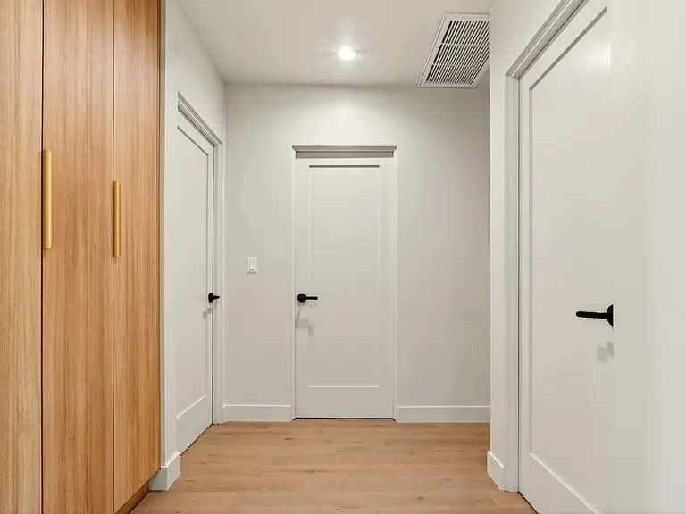 4819 Genesta Ave — Photo 28