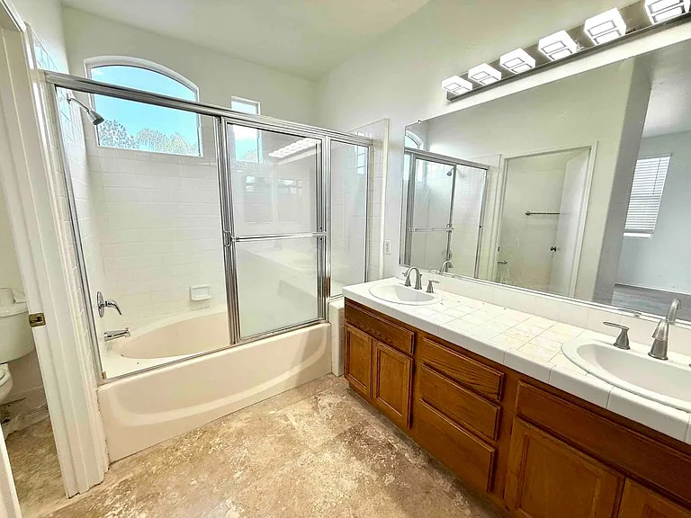 26009 Frampton Ave — Photo 24
