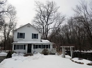37 Madelyn Ave, West Milford, NJ 07480