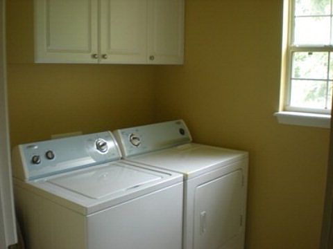 2nd image of 724 Peachtree Cir