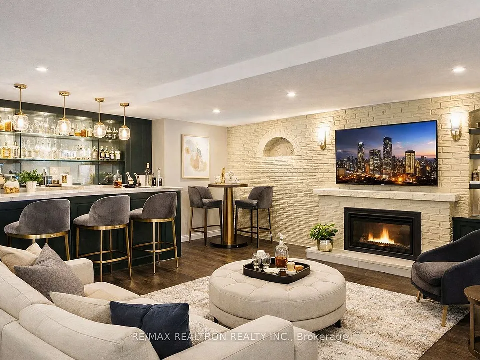 38 Weldrick Rd W #BASEMENT