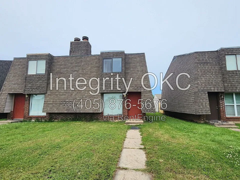1315 Eastgate Dr