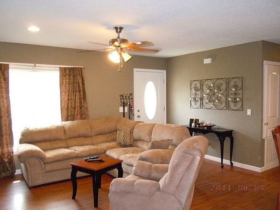 5th image of 3263 Phonetia Dr