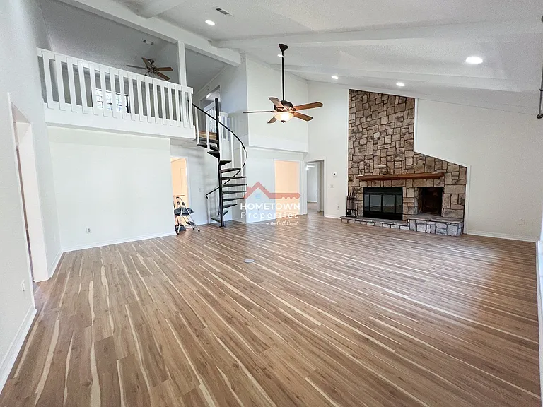2505 Semoran Dr — Photo 6