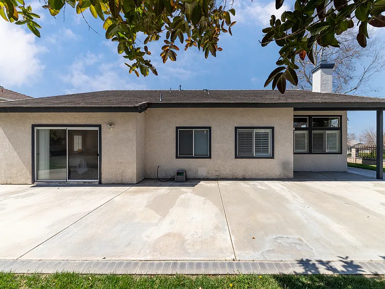 11857 Saint Andrews Pl — Photo 8