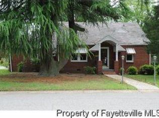 2505 Pecan Dr, Fayetteville, NC 28303