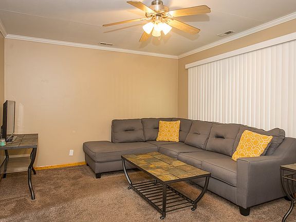 4th image of 2524 Edgelea Dr