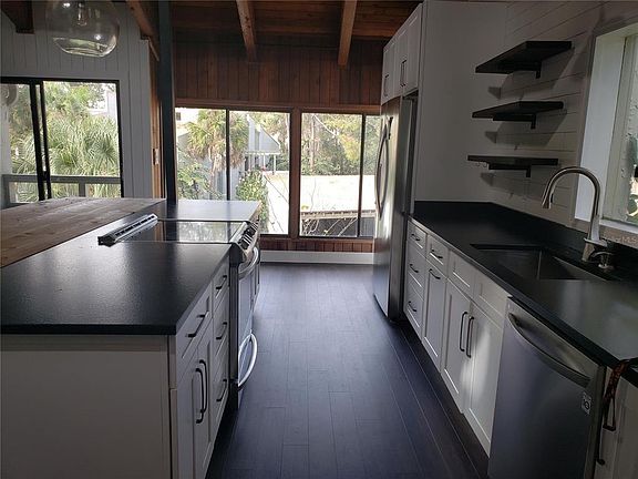 3rd image of 205 Fairway Dr #205