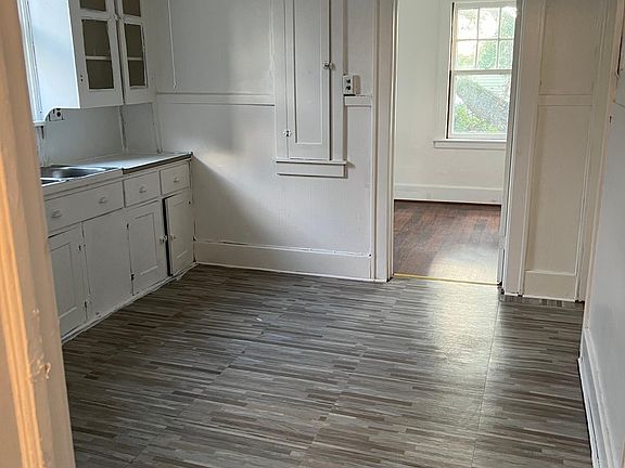 4th image of 278 Roslyn St