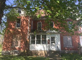 502 S Newton St, Goodland, IN