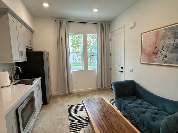 (undisclosed Address), San Diego, CA 92126