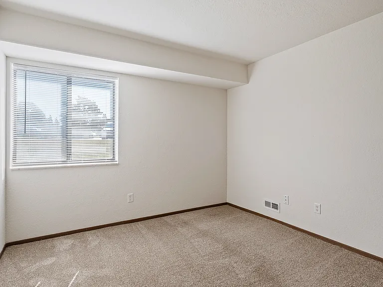 3790 Whispering Way Dr SE — Photo 36