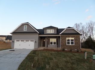 1885 Moultrie Ct, Kernersville, NC 27284