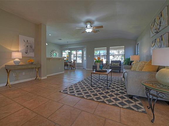 4th image of 1113 Brinkley Dr