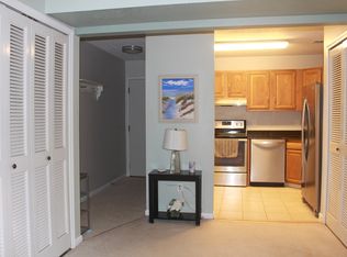 204 Twin Circle Dr, South Windsor, CT 06074